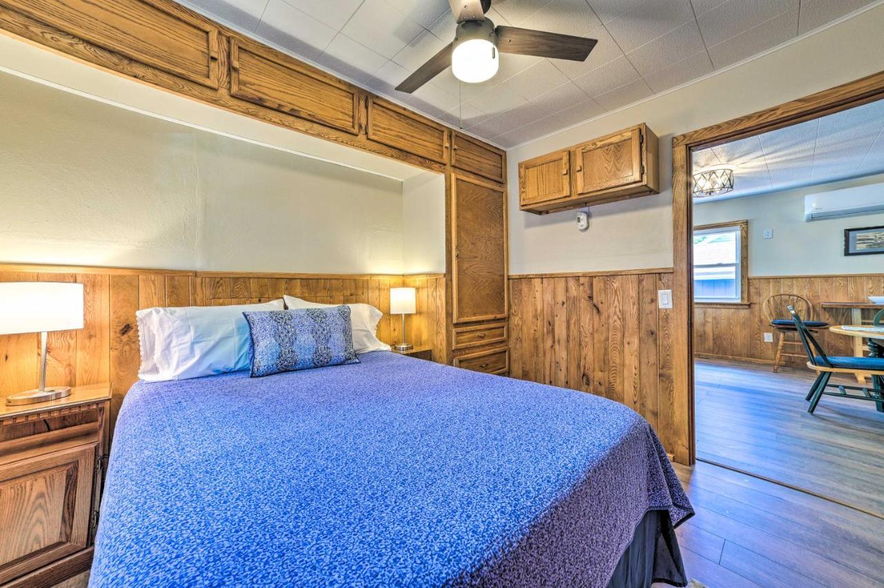 East Tawas Lakefront Getaway With Kayaks And Deck エクステリア 写真